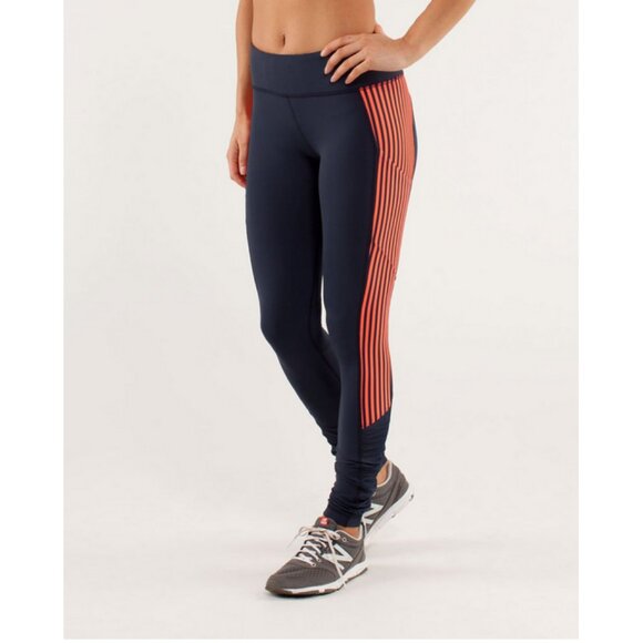 Lululemon Run Get Up & Glow Tight in Inkwell/Classic Stripe Light Flare Inkwell - Picture 2 of 16
